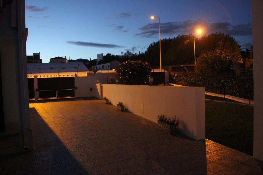 Villa Familia Πόντα Ντελγκάντα Εξωτερικό φωτογραφία